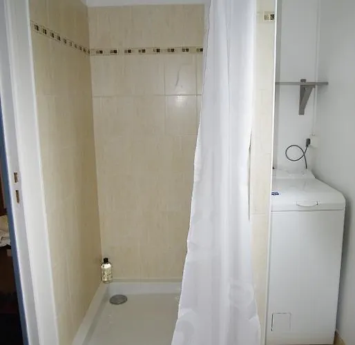 De La Tulipe Nyaraló